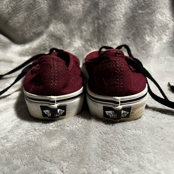 Women’s Size 8 Shoes- Converse and Vans - Picture 2 of 11